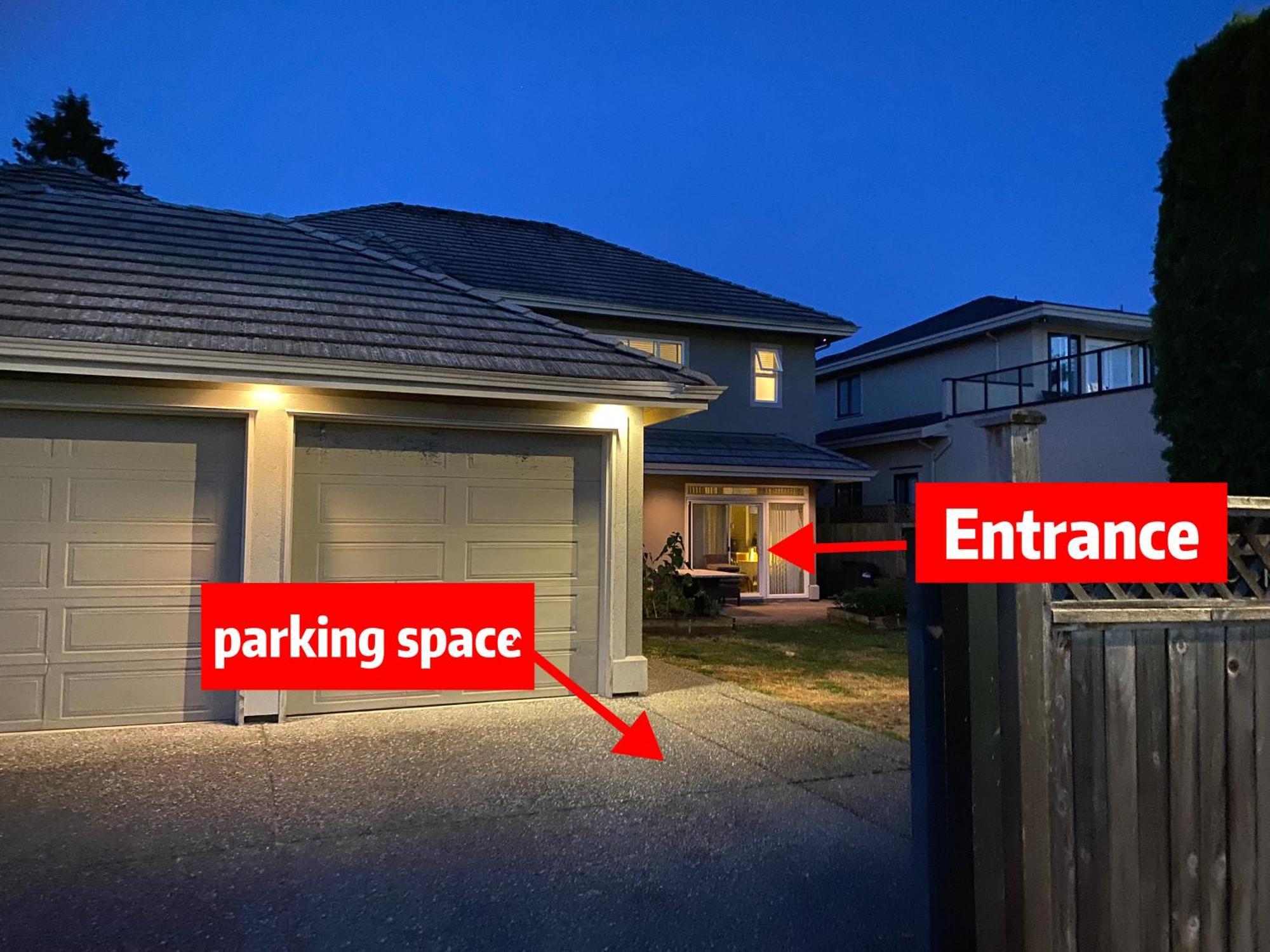 Lucky Suite, Two-Bedroom Suite With Independent Entrance In Richmond Close To Yvr Exterior foto